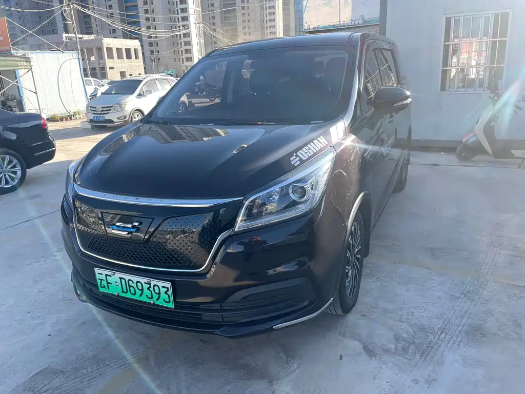 CHANGAN CHANGAN AUCHAN KESHANG EV