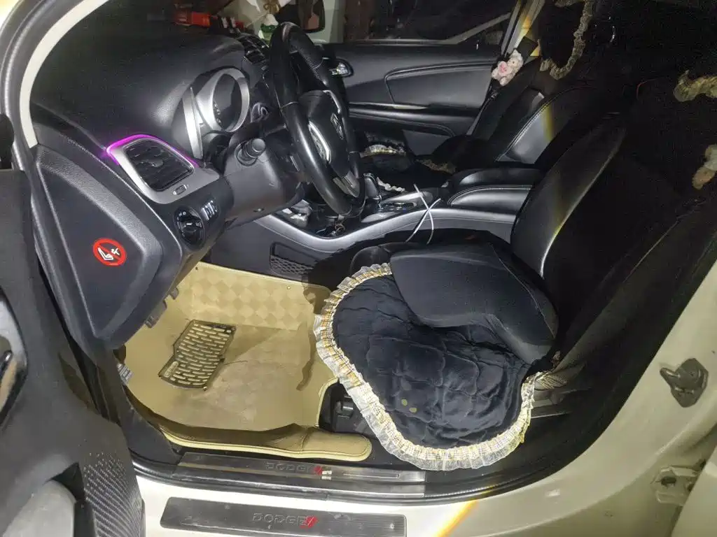 Dodge Journey — миниатюра 11