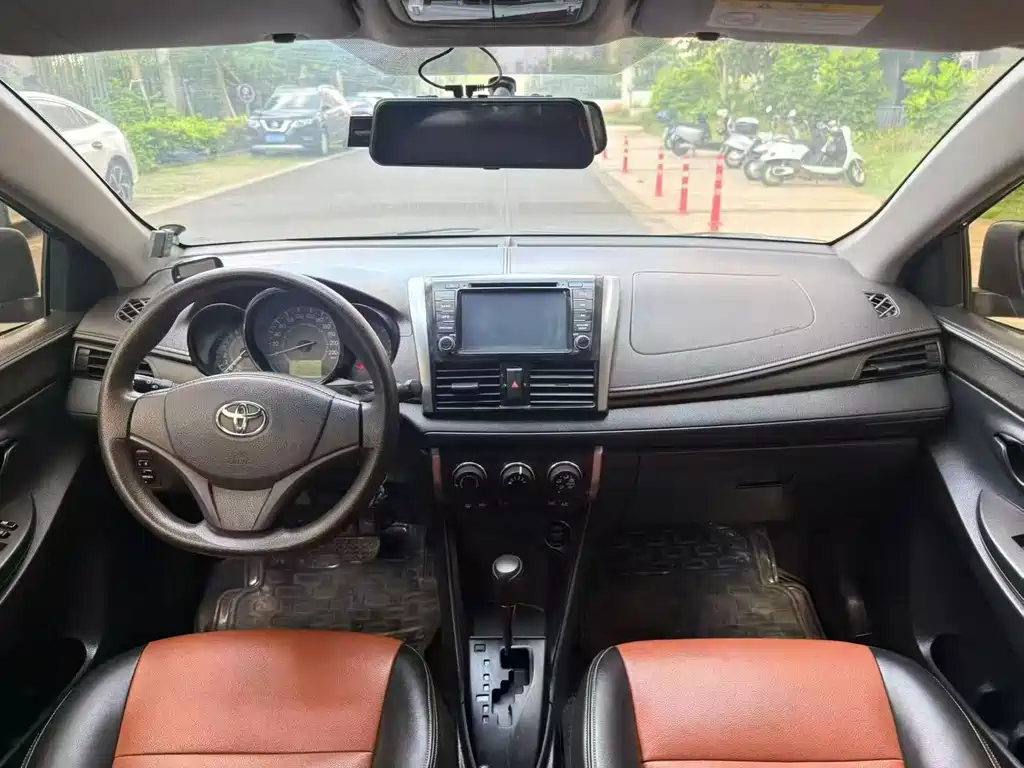 Toyota Vios — миниатюра 5