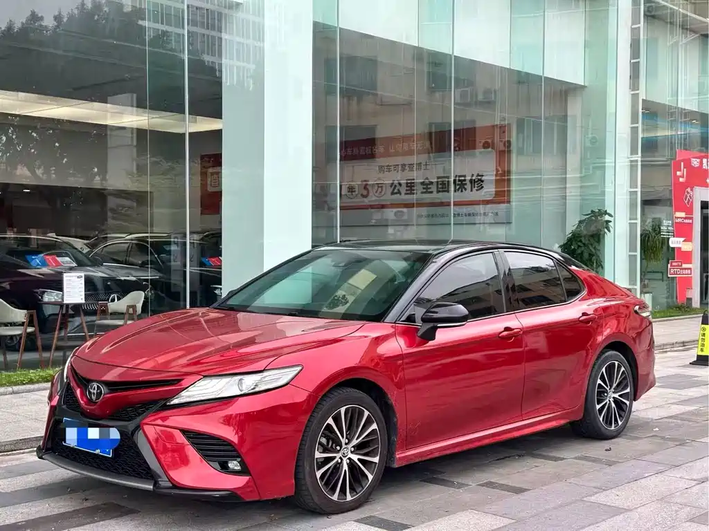 Toyota Camry 2018