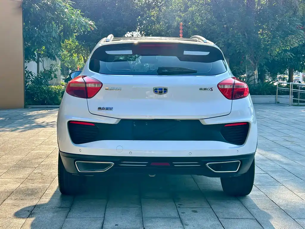 Geely Emgrand GS — миниатюра 6