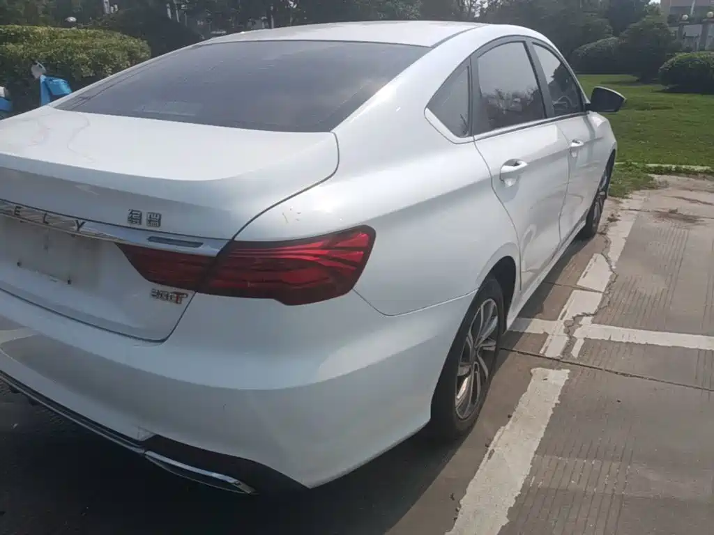 Geely Binrui — миниатюра 8