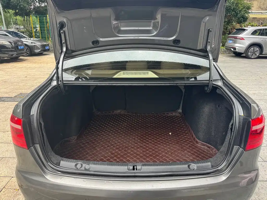 Volkswagen Lavida — миниатюра 15