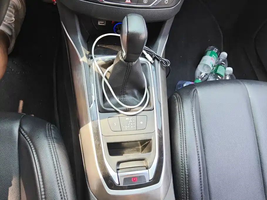 Peugeot 408 — миниатюра 16