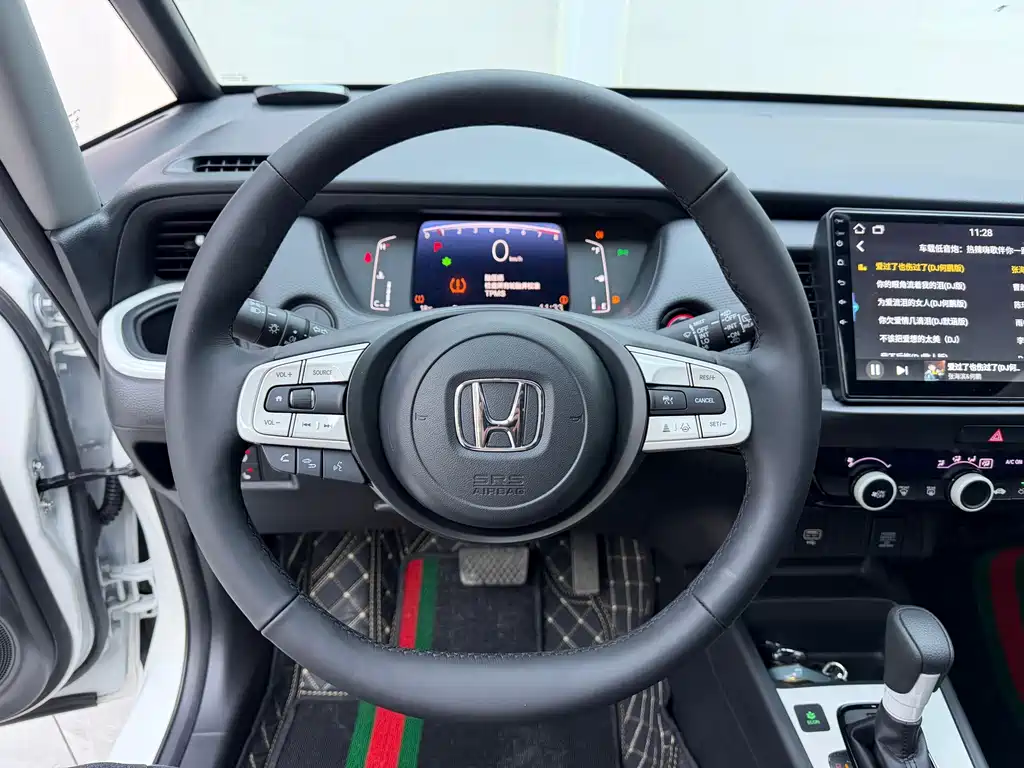 Honda Fit — миниатюра 11