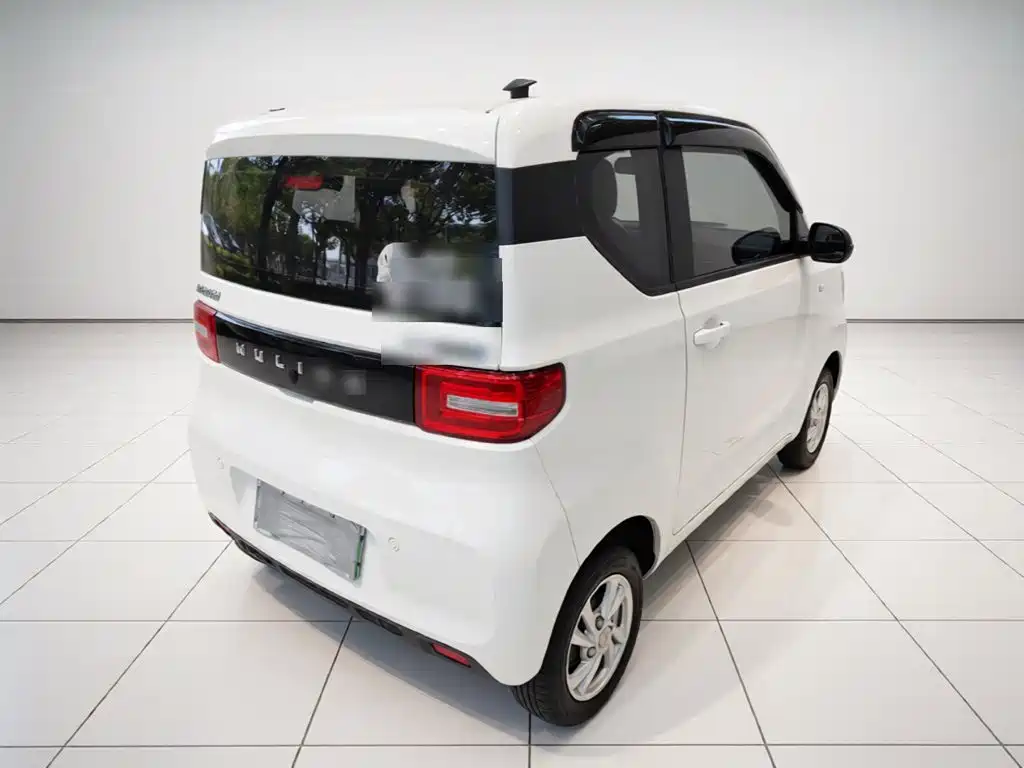 Wuling MINIEV — миниатюра 4