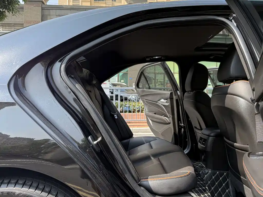 Cadillac CT4 — миниатюра 25