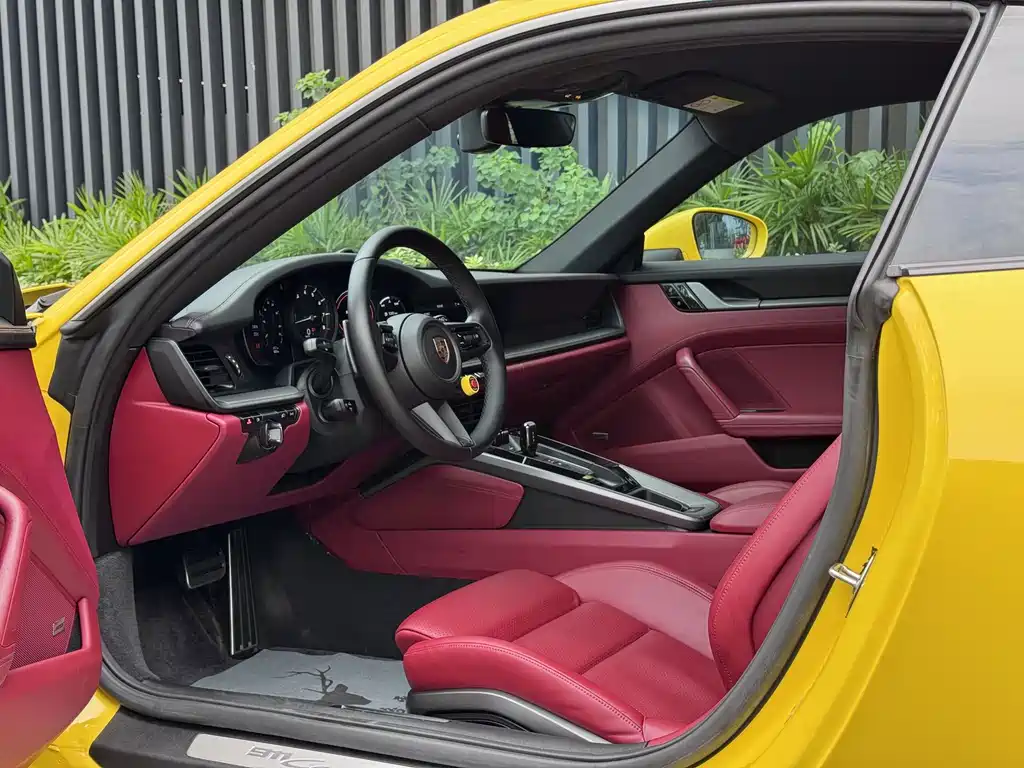 Porsche 911 — миниатюра 6
