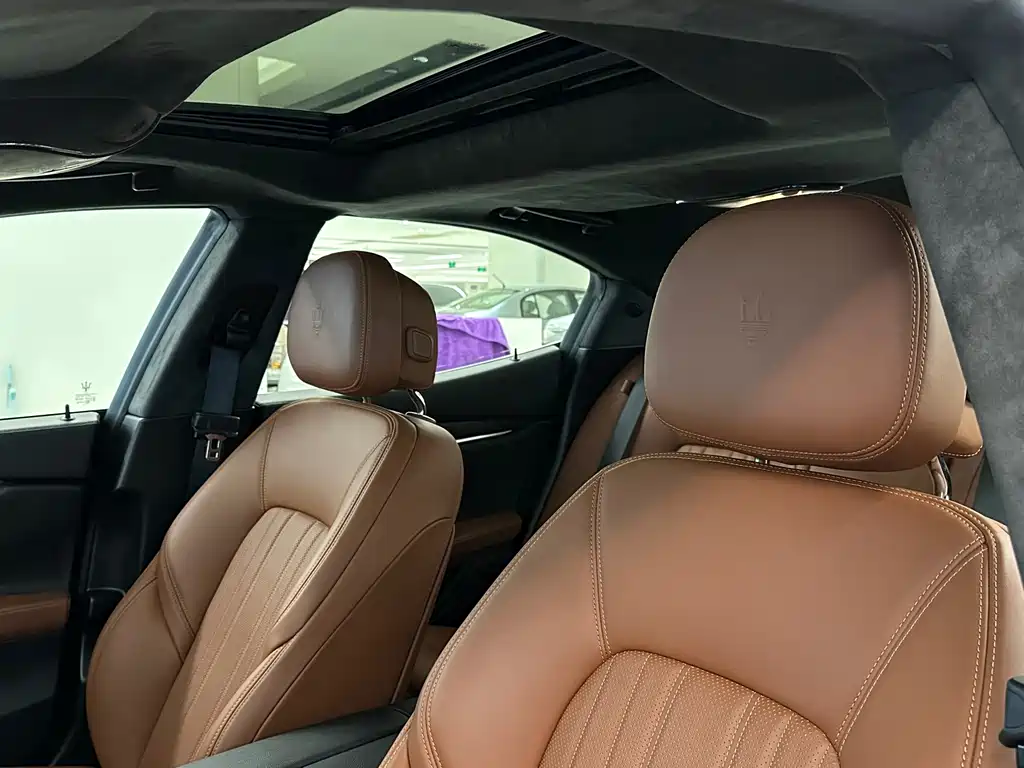 Maserati Ghibli — миниатюра 12