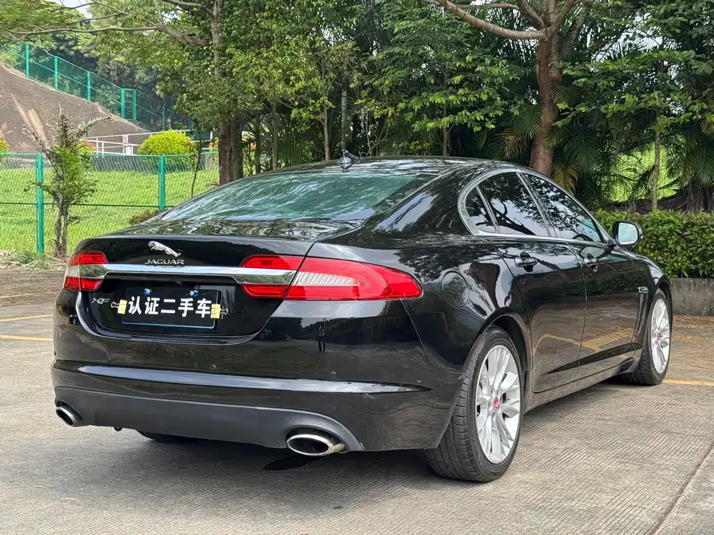 Jaguar XF — миниатюра 18