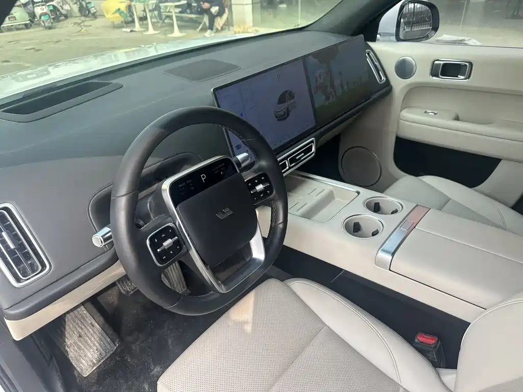 Li Auto IDEAL L6
