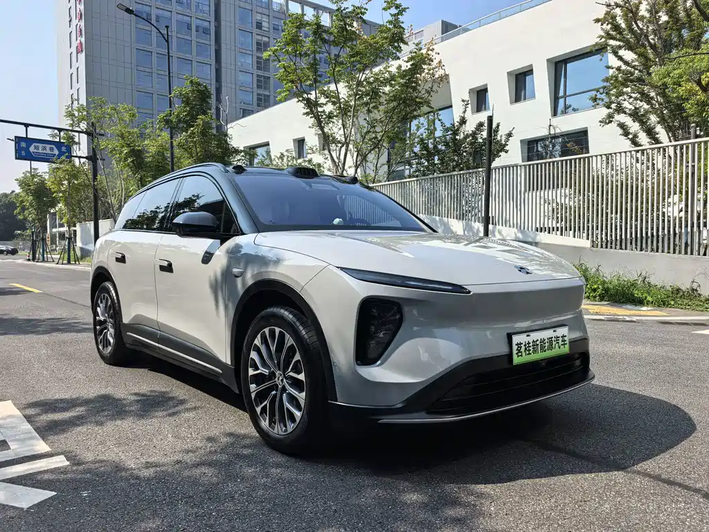 NIO ES6 — миниатюра 3