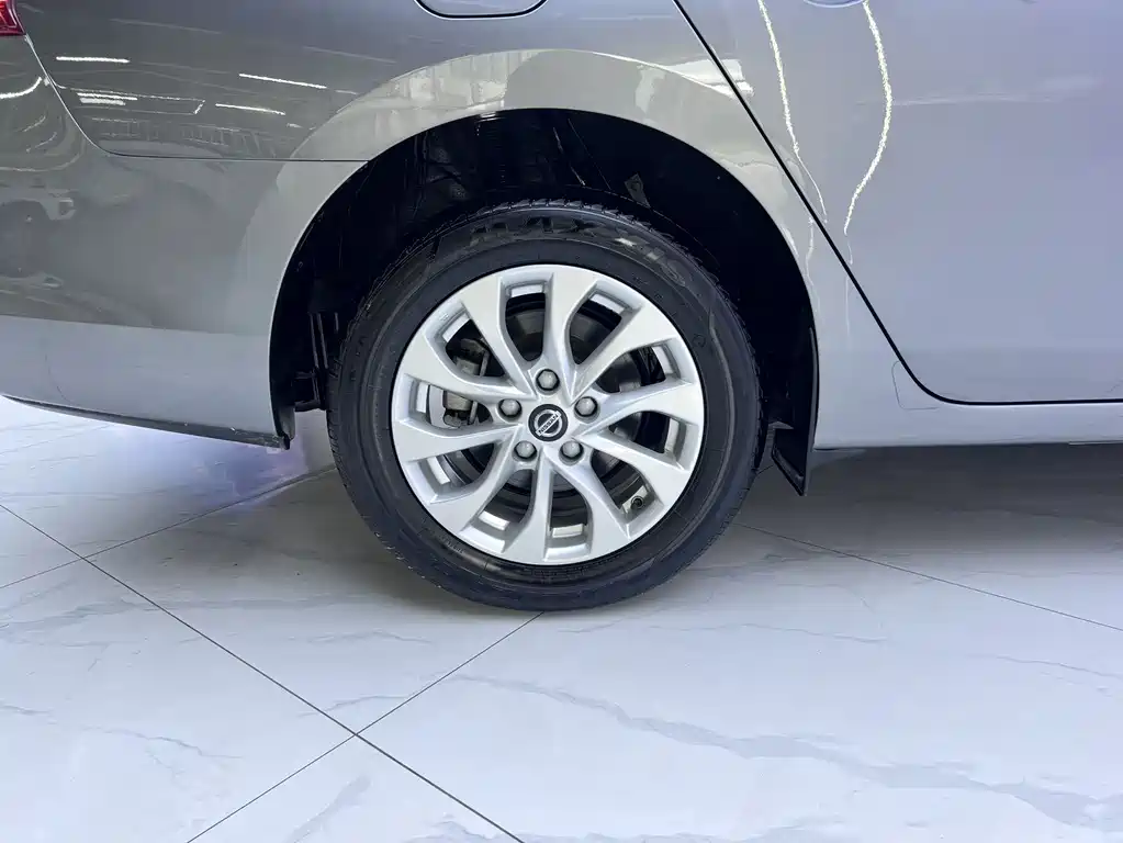 Nissan Sylphy — миниатюра 18