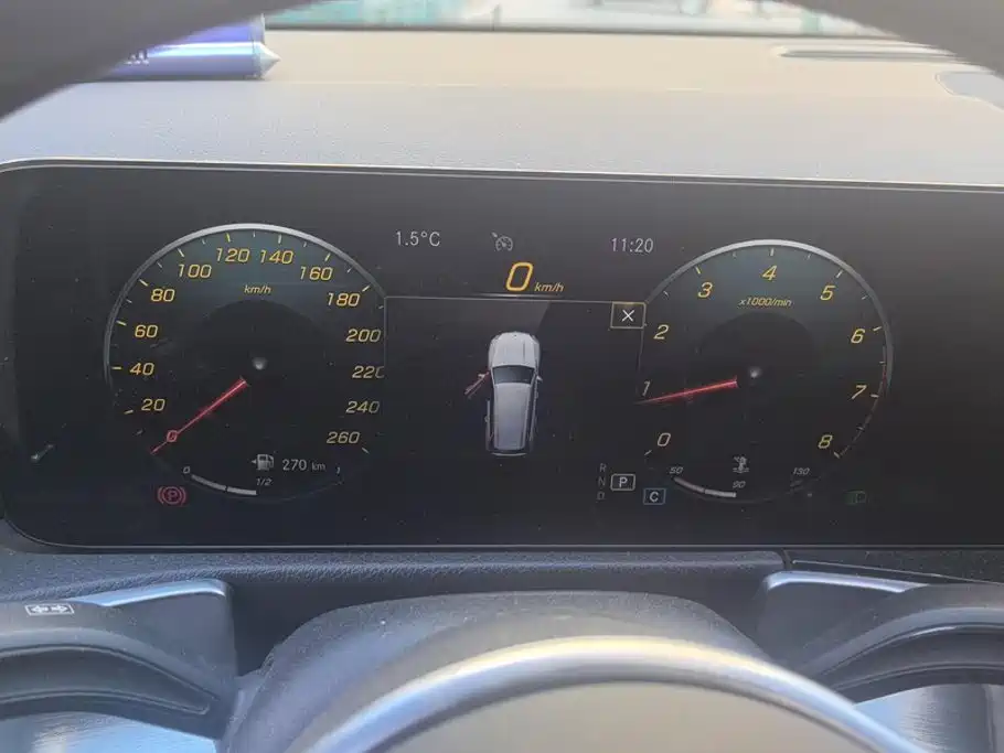 Mercedes-Benz GLB — миниатюра 14