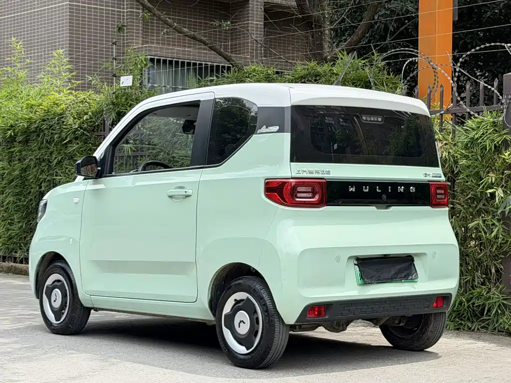 Wuling MINIEV — миниатюра 4