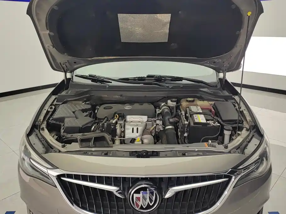 Buick Excelle — миниатюра 10