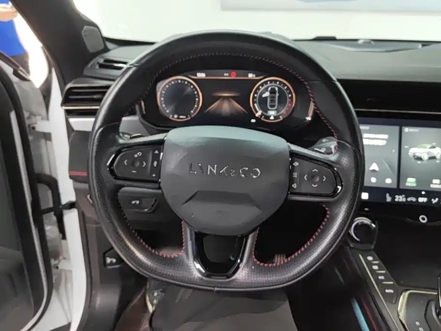 Lynk & Co 05 — миниатюра 15