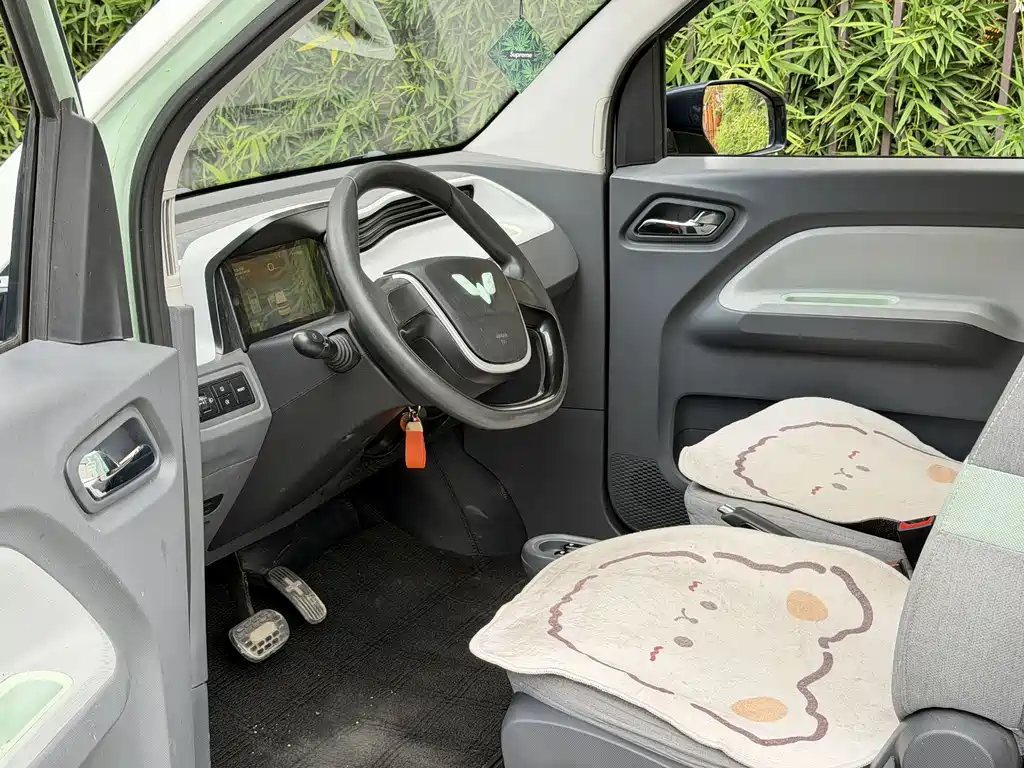Wuling MINIEV — миниатюра 7