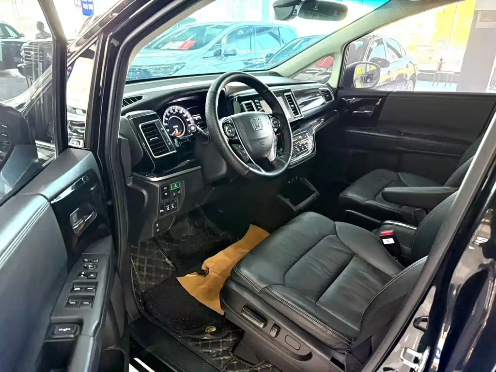 Honda Elysion — миниатюра 4