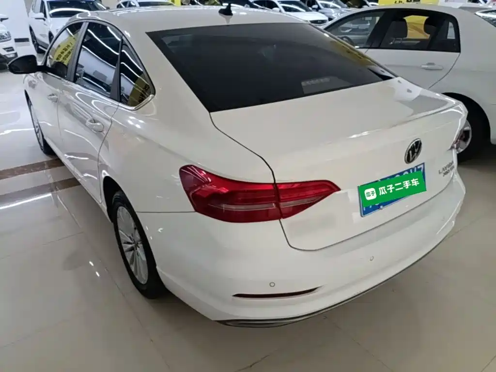 Volkswagen Lavida — миниатюра 5