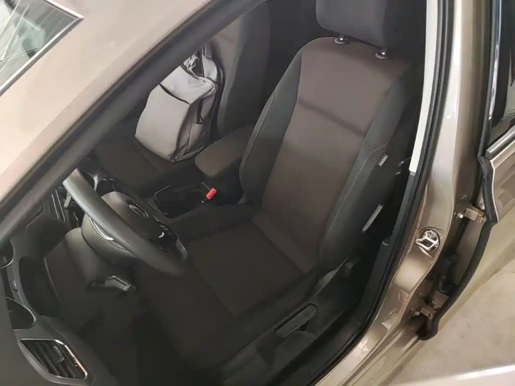 Volkswagen Golf Sportsvan — миниатюра 15