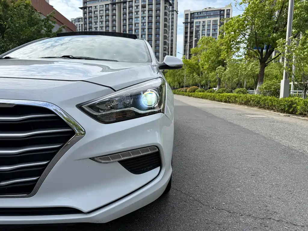 Hyundai Mistra 2019 1.8L AT GLS V