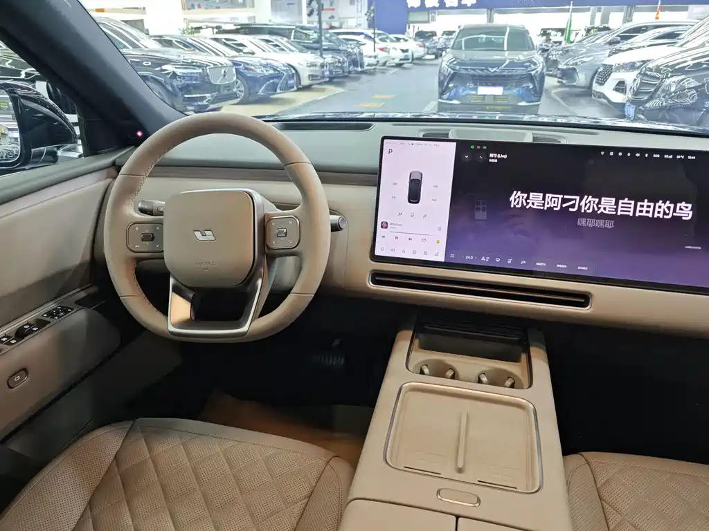 Li Auto Li L8 — миниатюра 10
