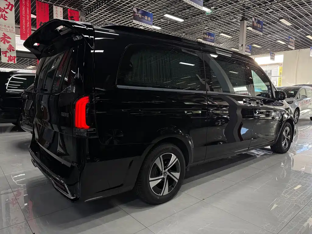 Mercedes-Benz Vito — миниатюра 14