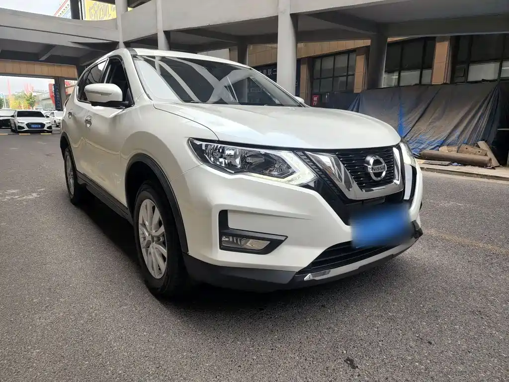 Nissan X-Trail — миниатюра 6