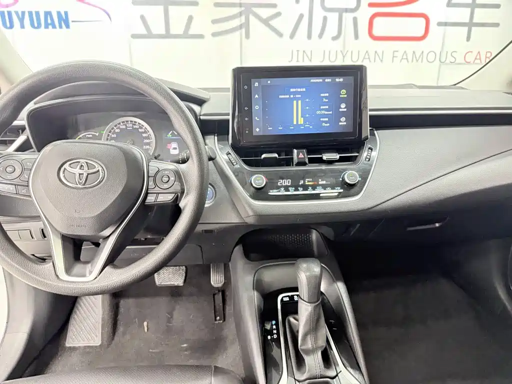 Toyota Corolla — миниатюра 12