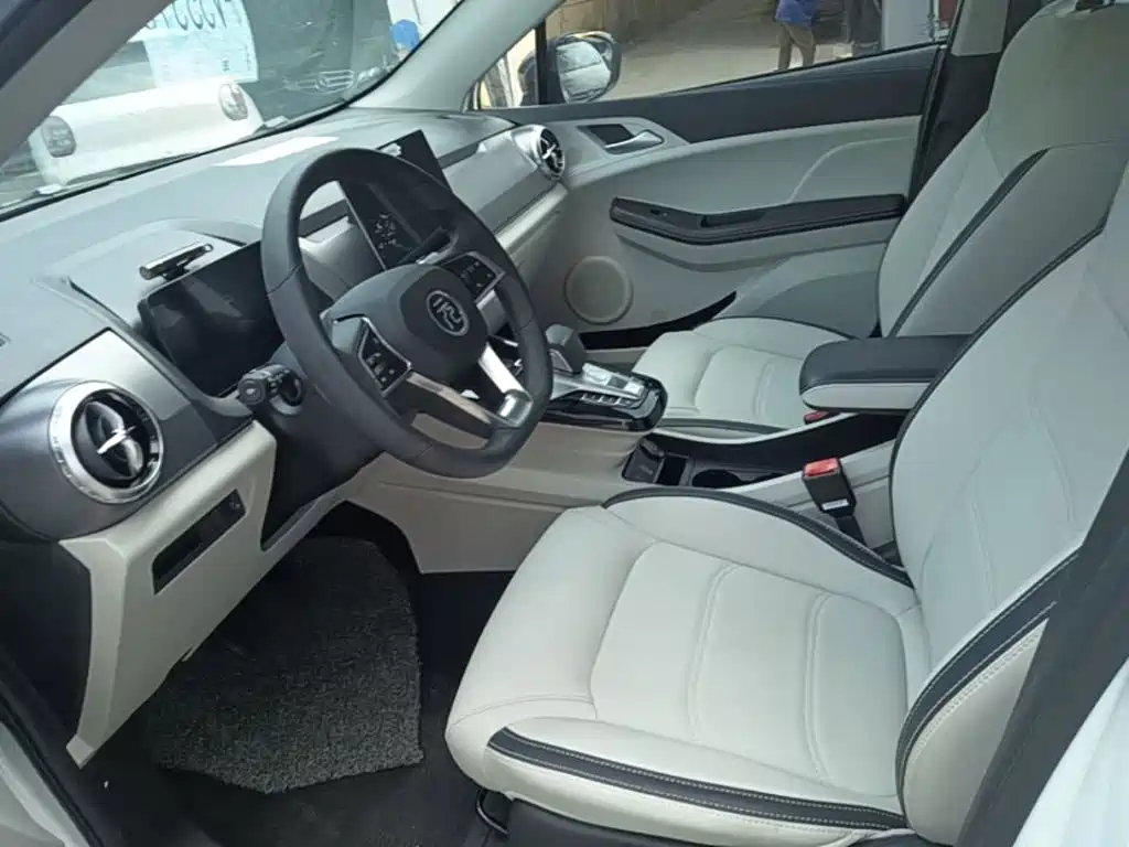 BYD Yuan Pro — миниатюра 15