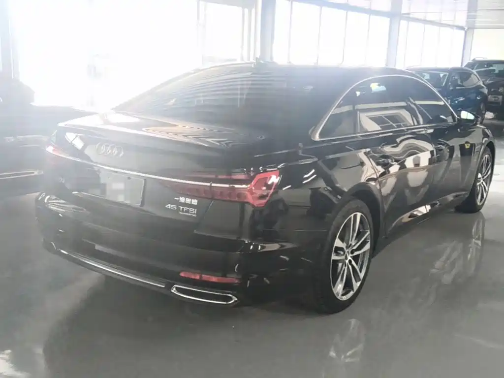 Audi A6L — миниатюра 7