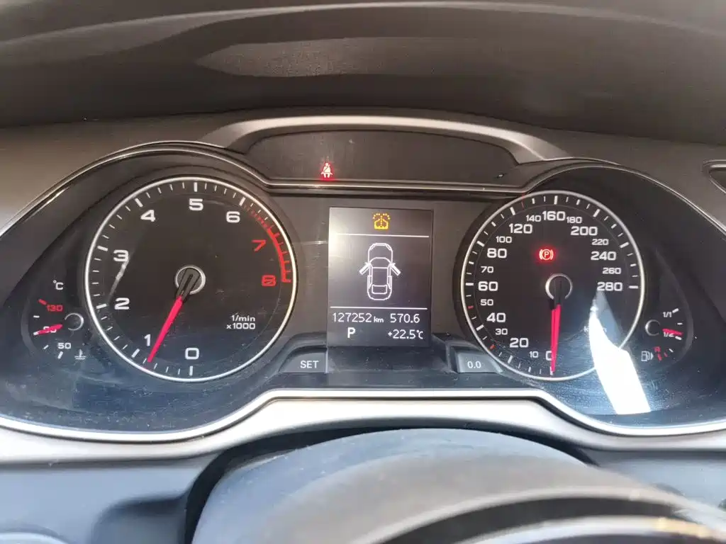Audi A4L — миниатюра 7