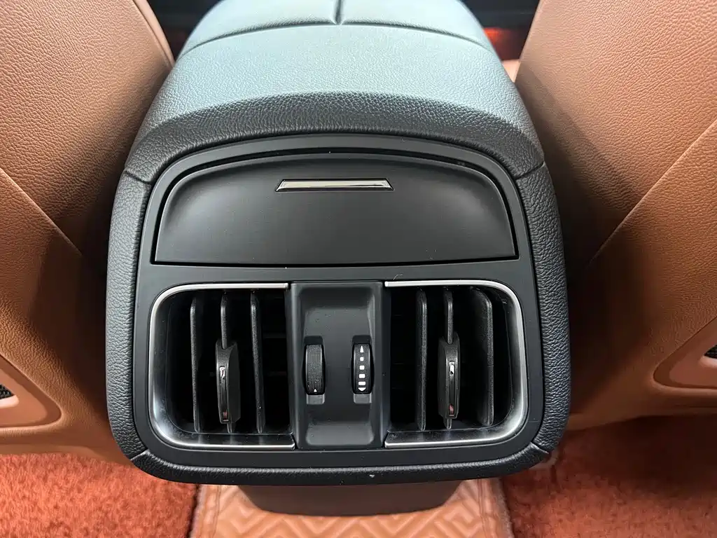 Maserati Levante — миниатюра 24