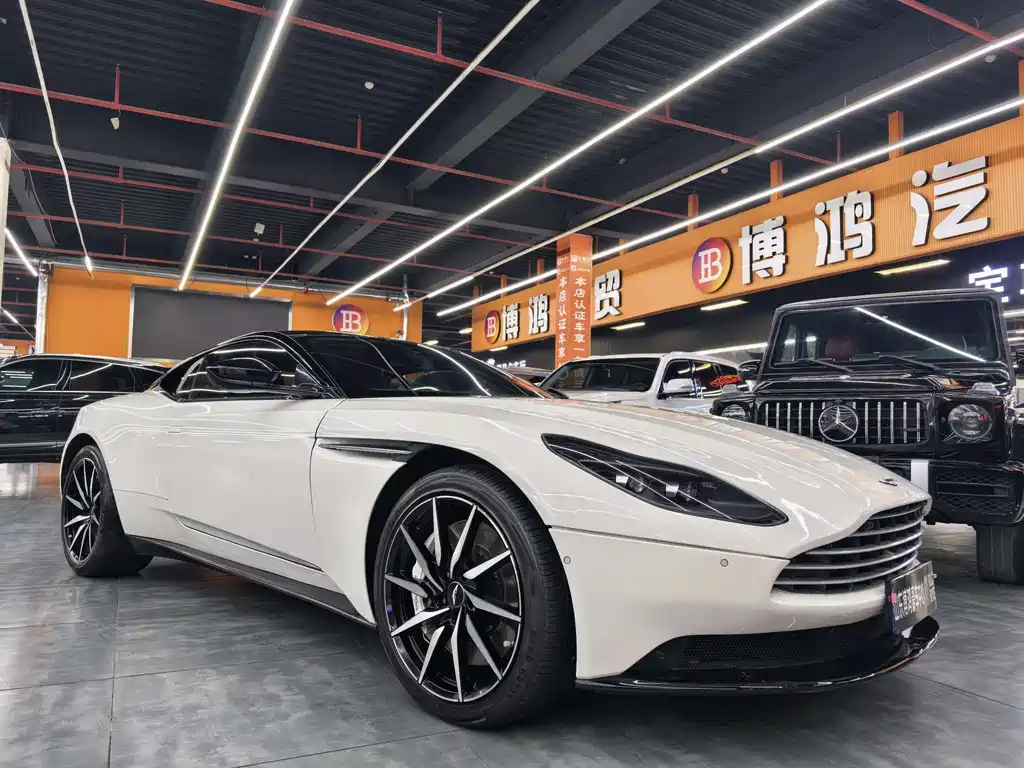 Aston Martin DB11 — миниатюра 3