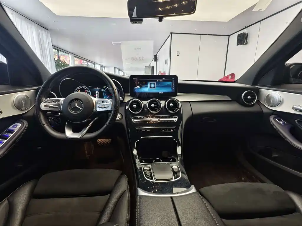 Mercedes-Benz C-Class — миниатюра 7