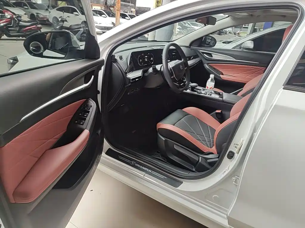 Changan Eado — миниатюра 16