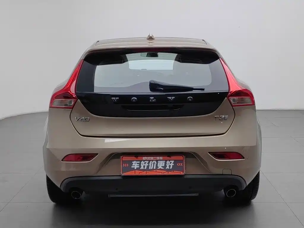 Volvo V40 — миниатюра 4