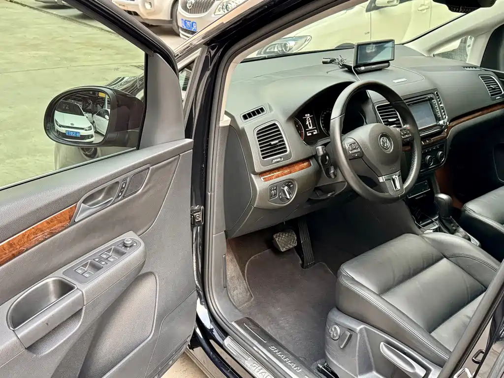 Volkswagen Sharan — миниатюра 10