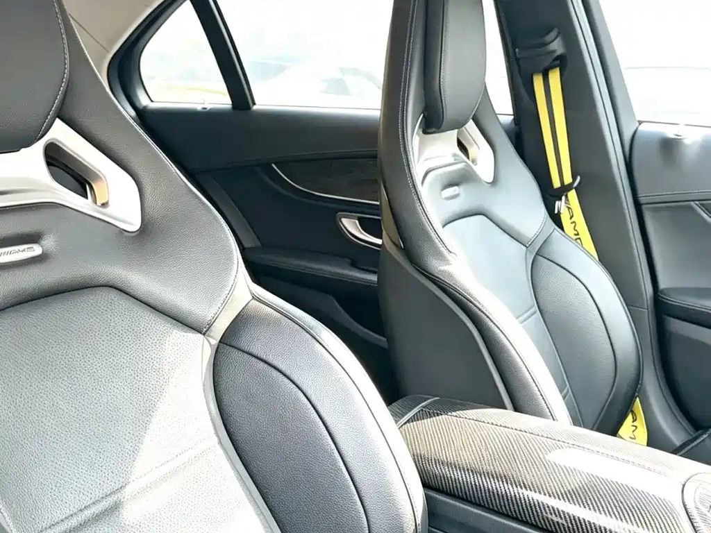 Mercedes-Benz C-Class — миниатюра 8