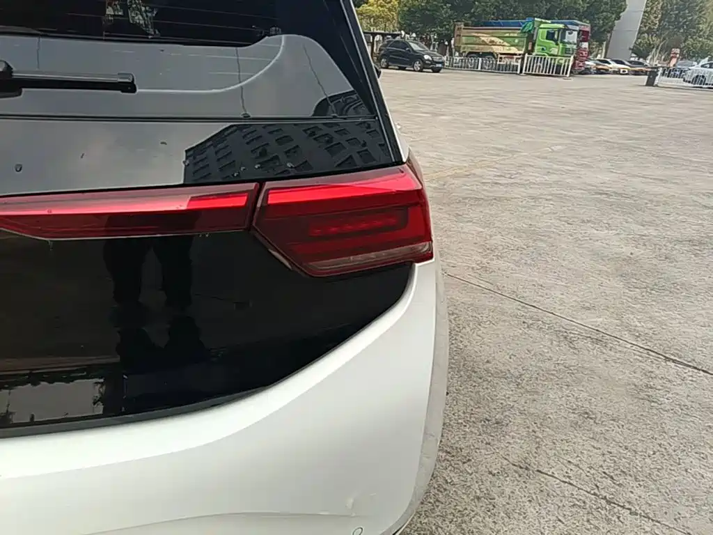 Volkswagen ID.3 — миниатюра 8