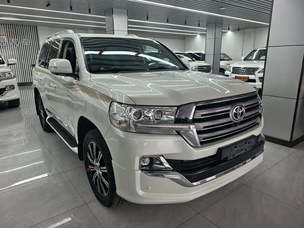 Toyota Land Cruiser — миниатюра 4