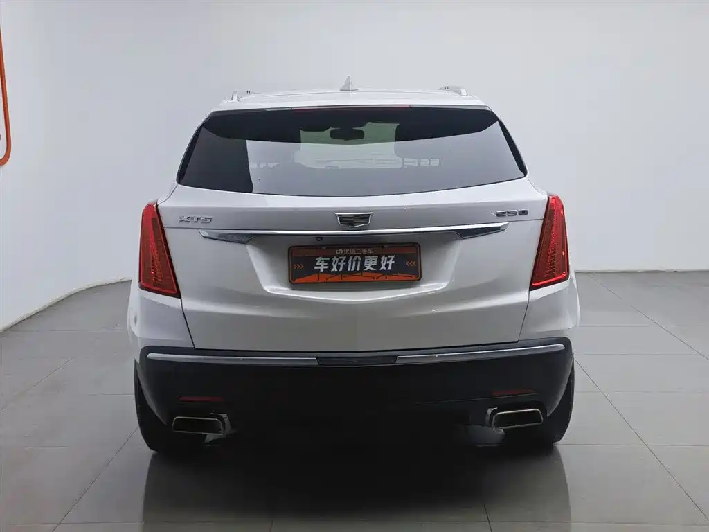 CADILLAC XT5