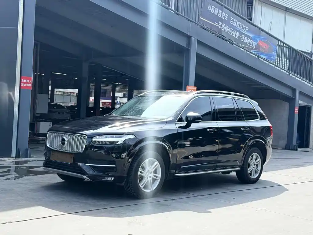 Volvo XC90 2015