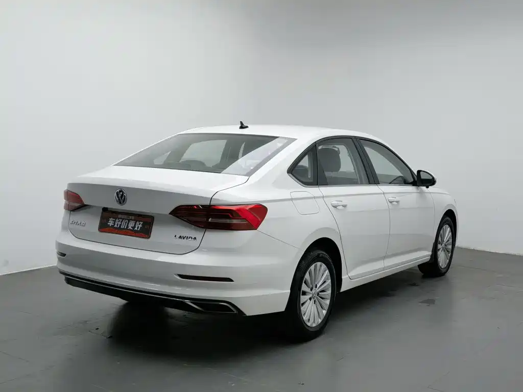 Volkswagen Lavida — миниатюра 2
