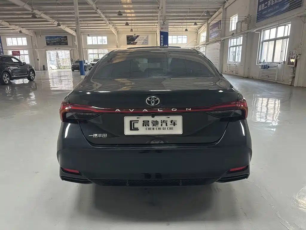 Toyota Avalon — миниатюра 5