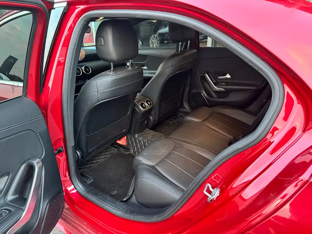 MERCEDES-BENZ  A CLASS