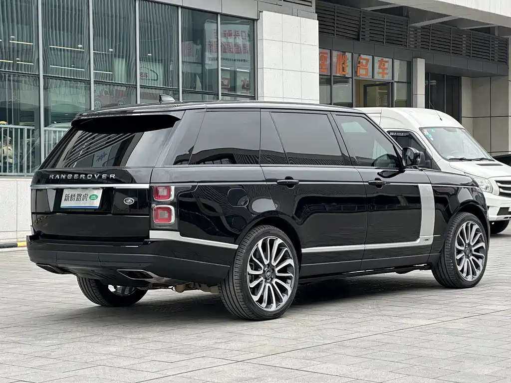 Land Rover Range Rover — миниатюра 16