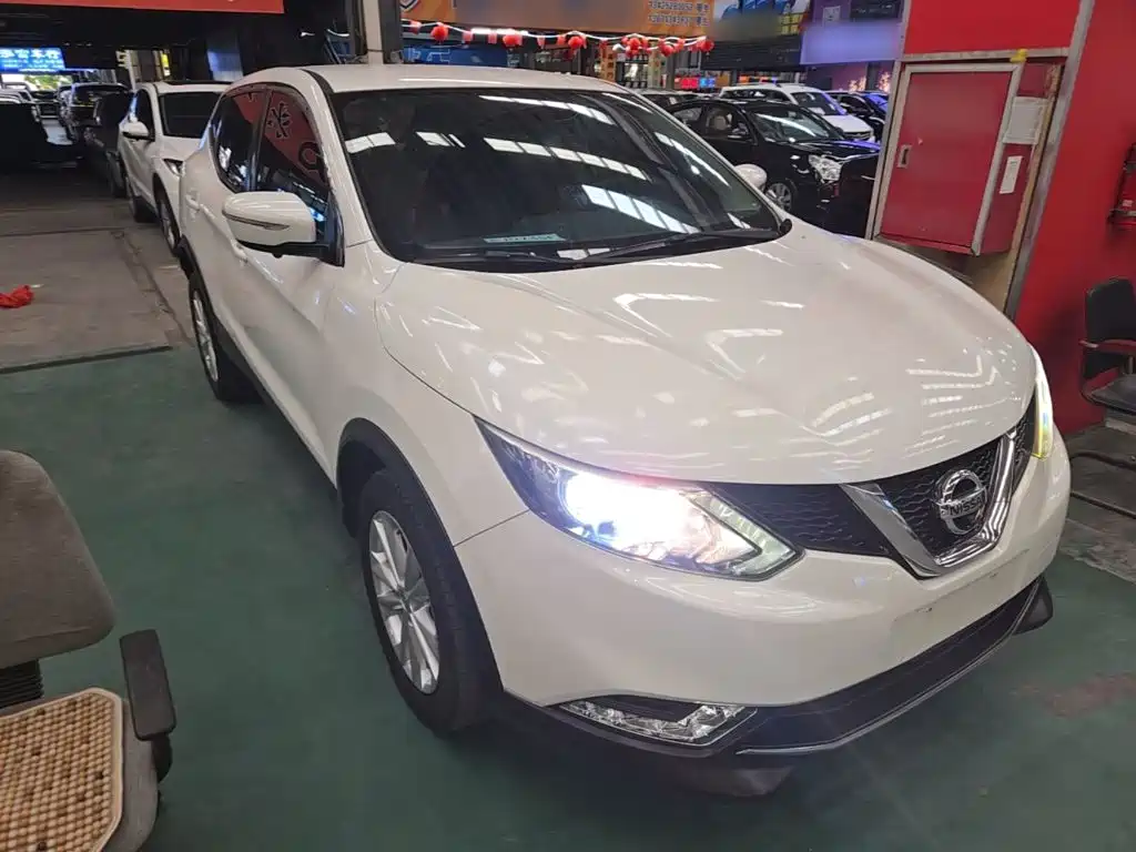 Nissan Qashqai — миниатюра 4