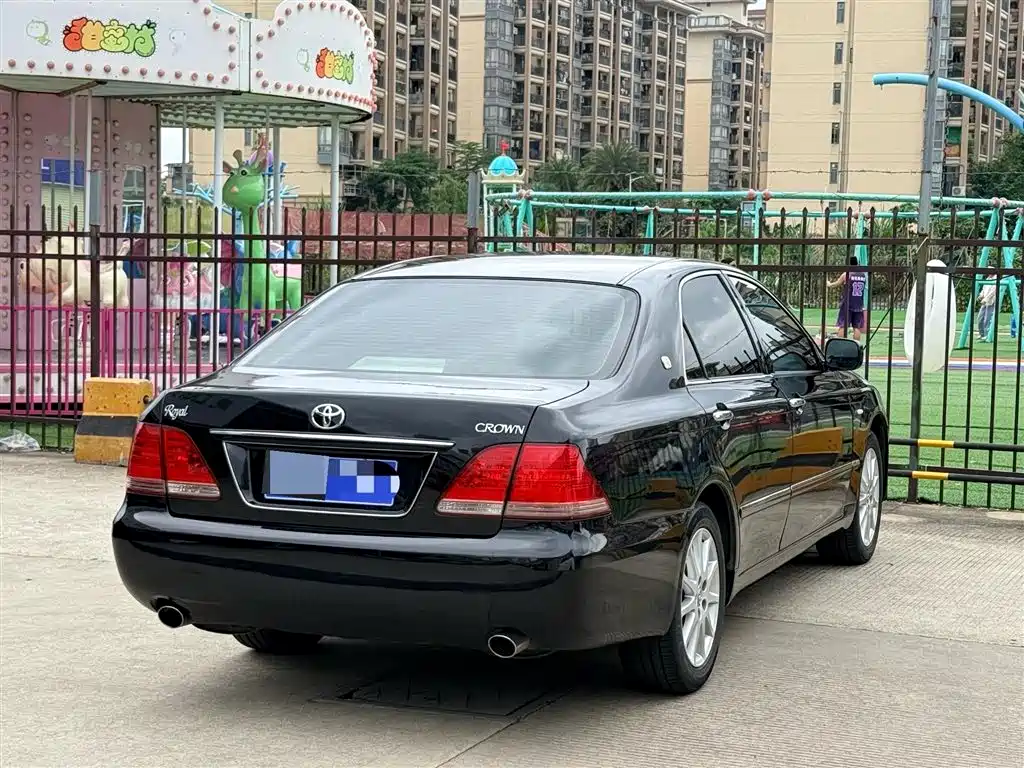 Toyota Crown 2006 2.5L Royal
